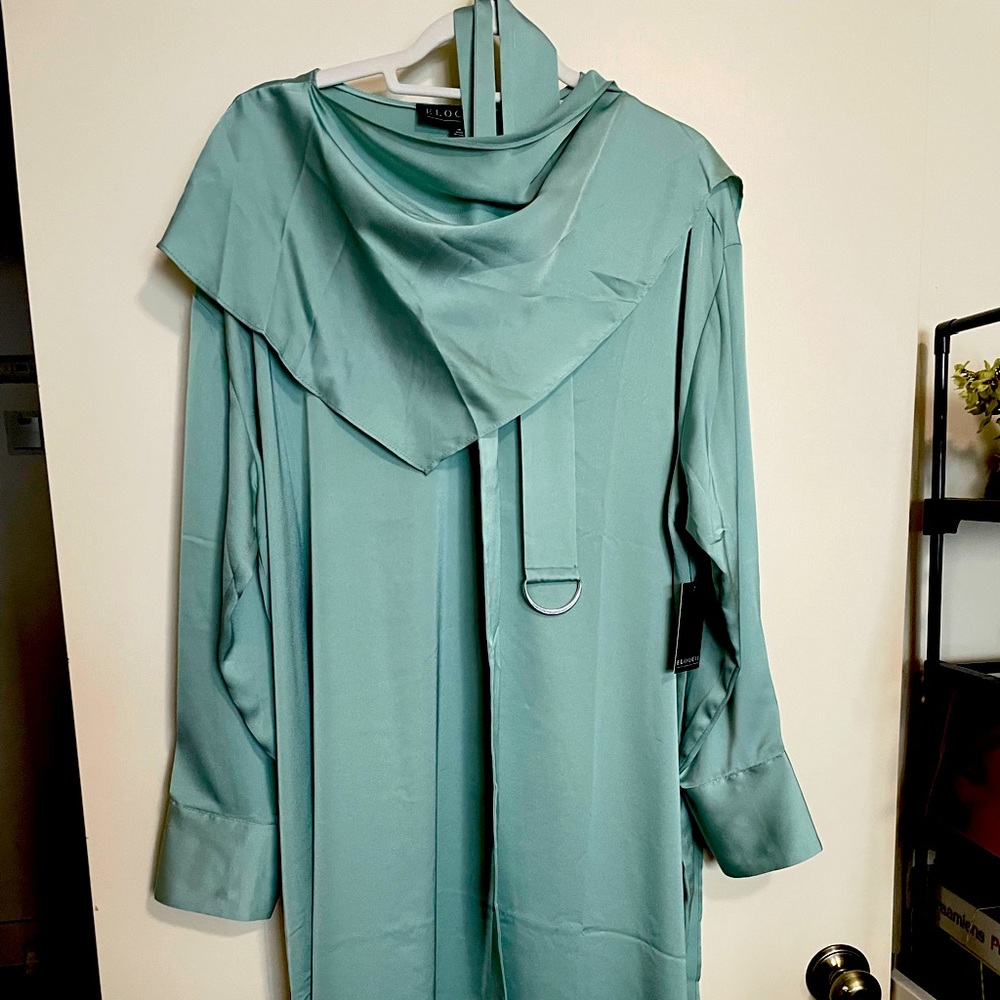 Plus size, Elegant Dress, 3/4 length on 5’6 in tall female